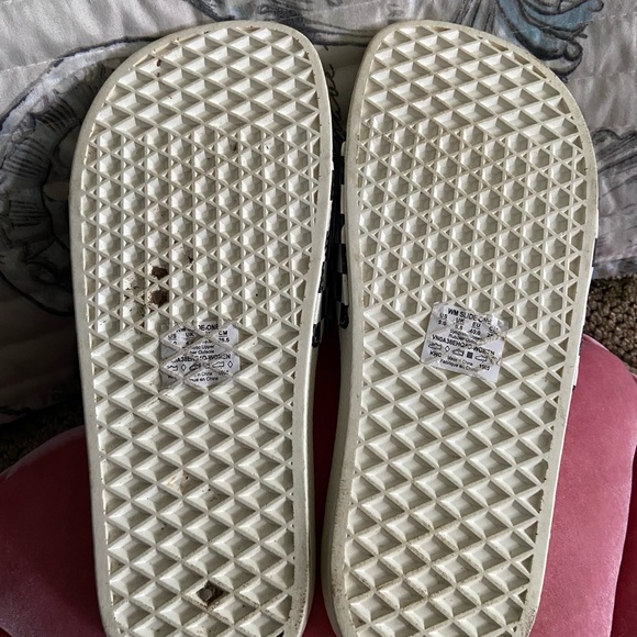 Checkerboard La Costa Slide-On’s - Picture 2 of 3